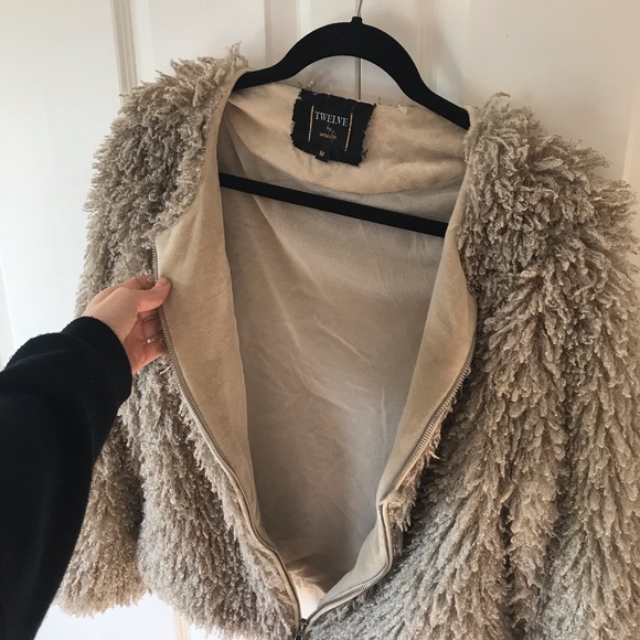 Vintage shag sweater/jacket - Picture 5 of 5